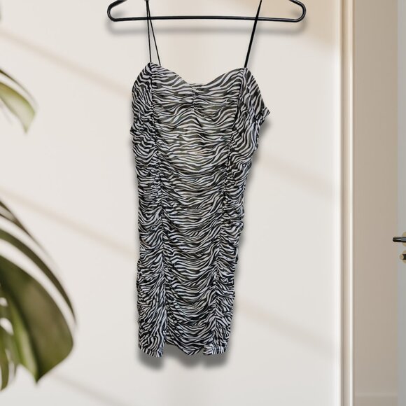 Forever 21 Zebra Print Ruched Bodycon Mini Dress M - Picture 1 of 6